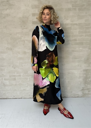 Long sleeve midi kjole Watercolor Bloom Maxi Stine Goya 